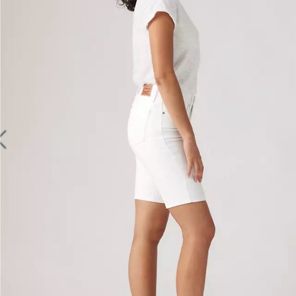 nwt levis shaping bermuda Women's White Denim Shorts 30 - Picture 3 of 7